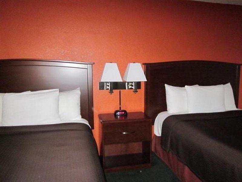 Americinn By Wyndham Plymouth Esterno foto
