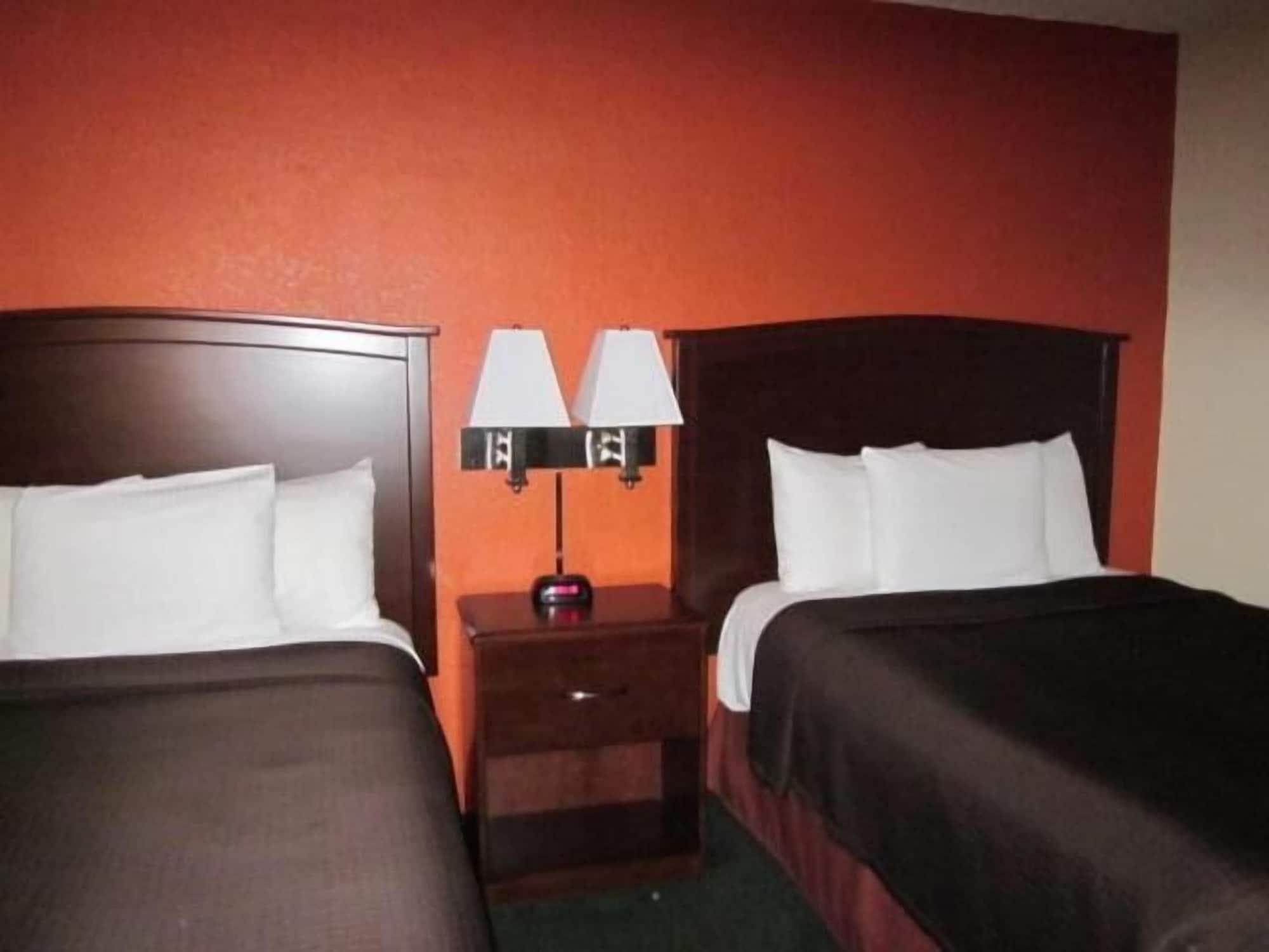 Americinn By Wyndham Plymouth Esterno foto