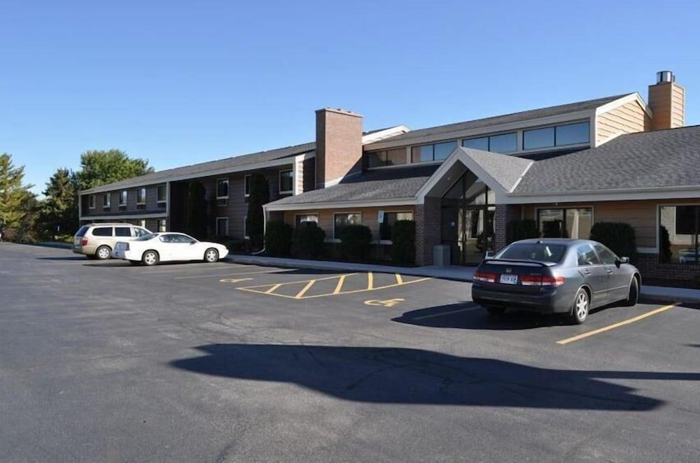 Americinn By Wyndham Plymouth Esterno foto