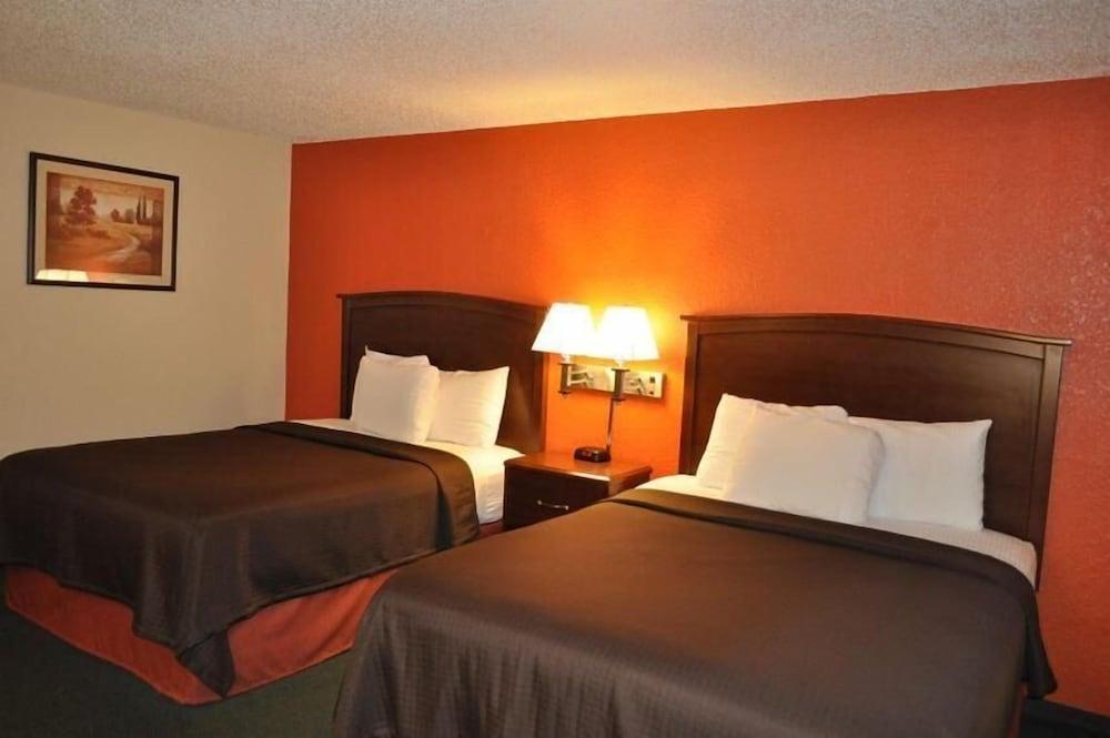 Americinn By Wyndham Plymouth Esterno foto