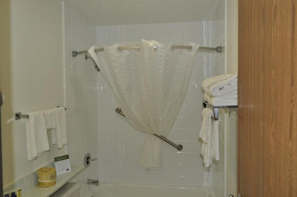 Americinn By Wyndham Plymouth Esterno foto